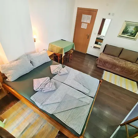 Aparthotel Aleksandra 1